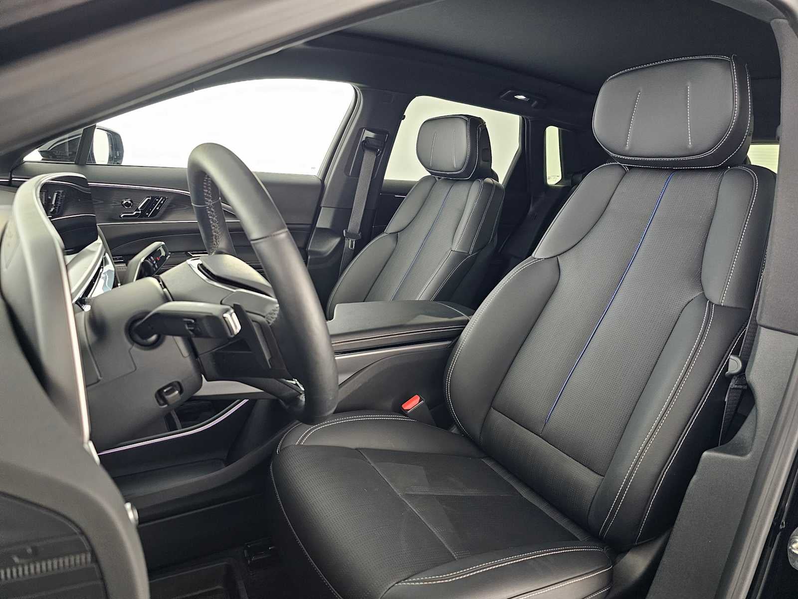 2025 Cadillac LYRIQ Luxury