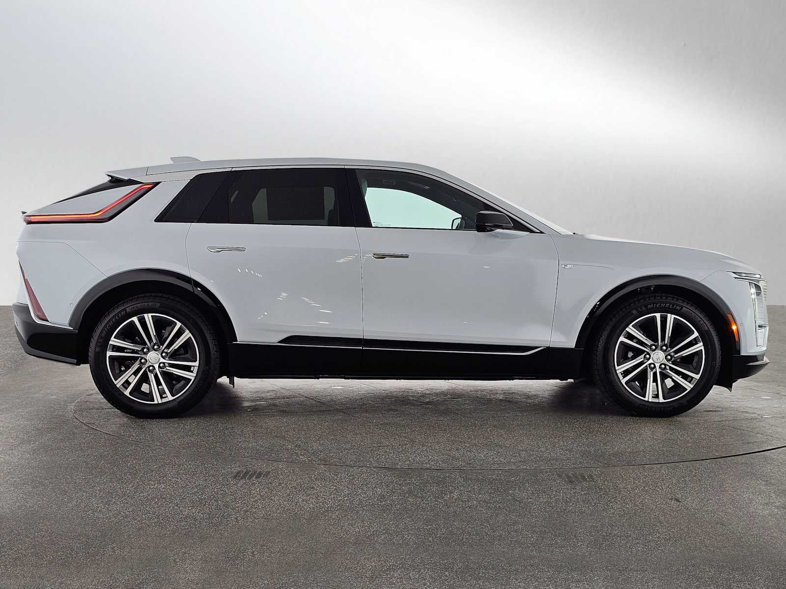 2026 Cadillac LYRIQ Premium Luxury