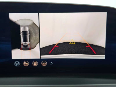 2026 Cadillac LYRIQ Premium Luxury