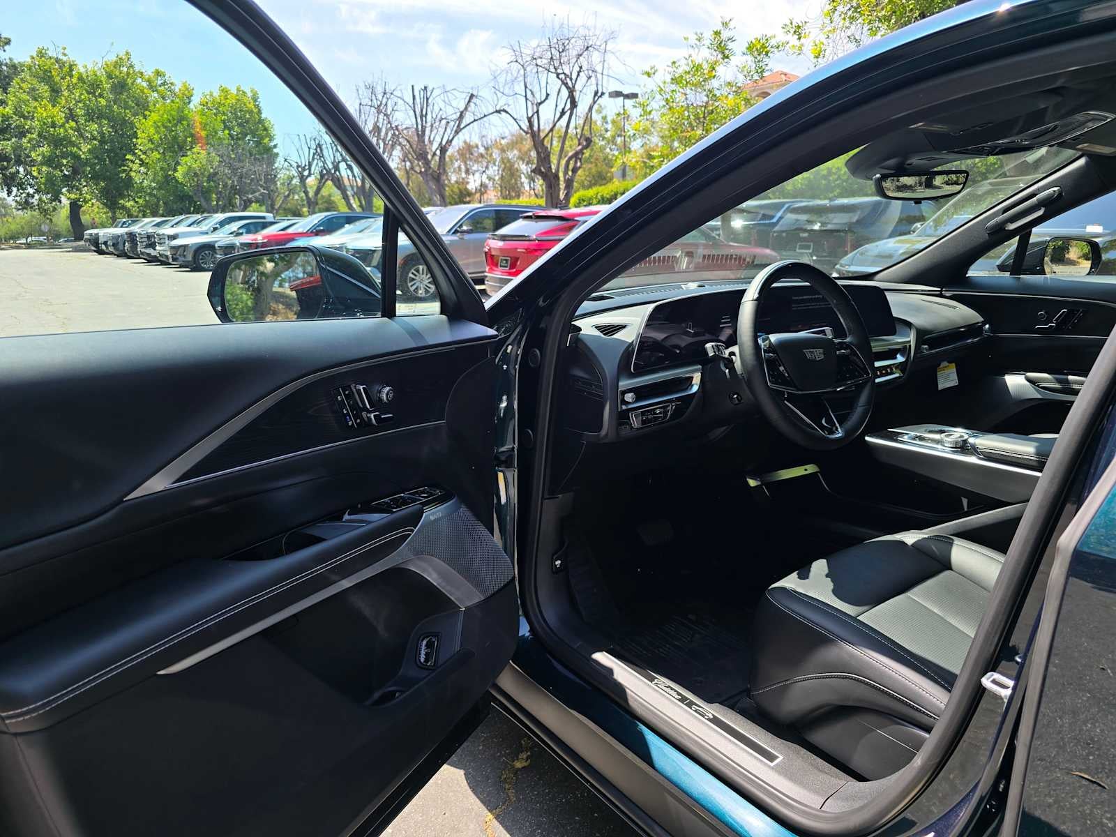 2025 Cadillac LYRIQ Luxury