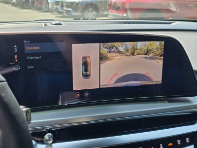 2025 Cadillac LYRIQ Luxury