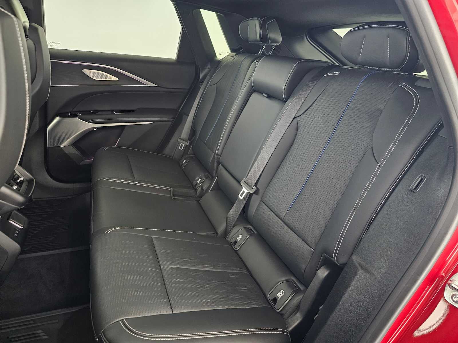 2025 Cadillac LYRIQ Luxury