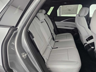2025 Cadillac LYRIQ Sport