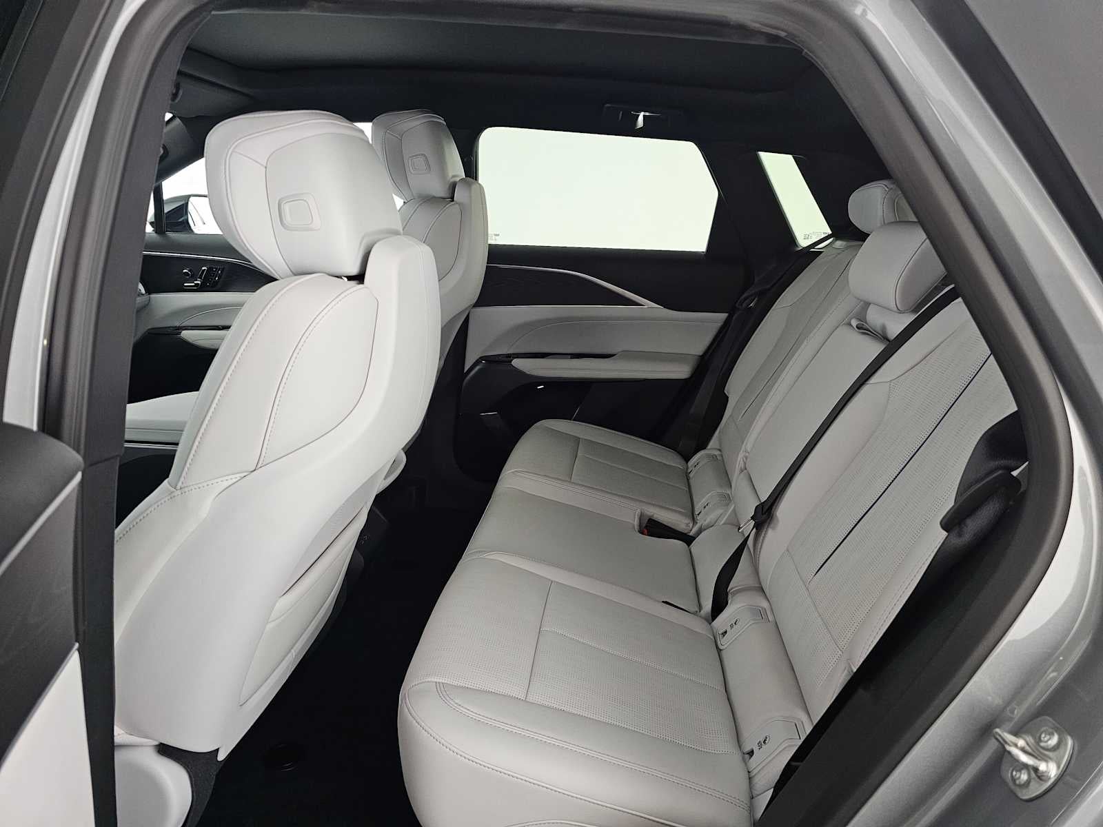 2025 Cadillac LYRIQ Sport