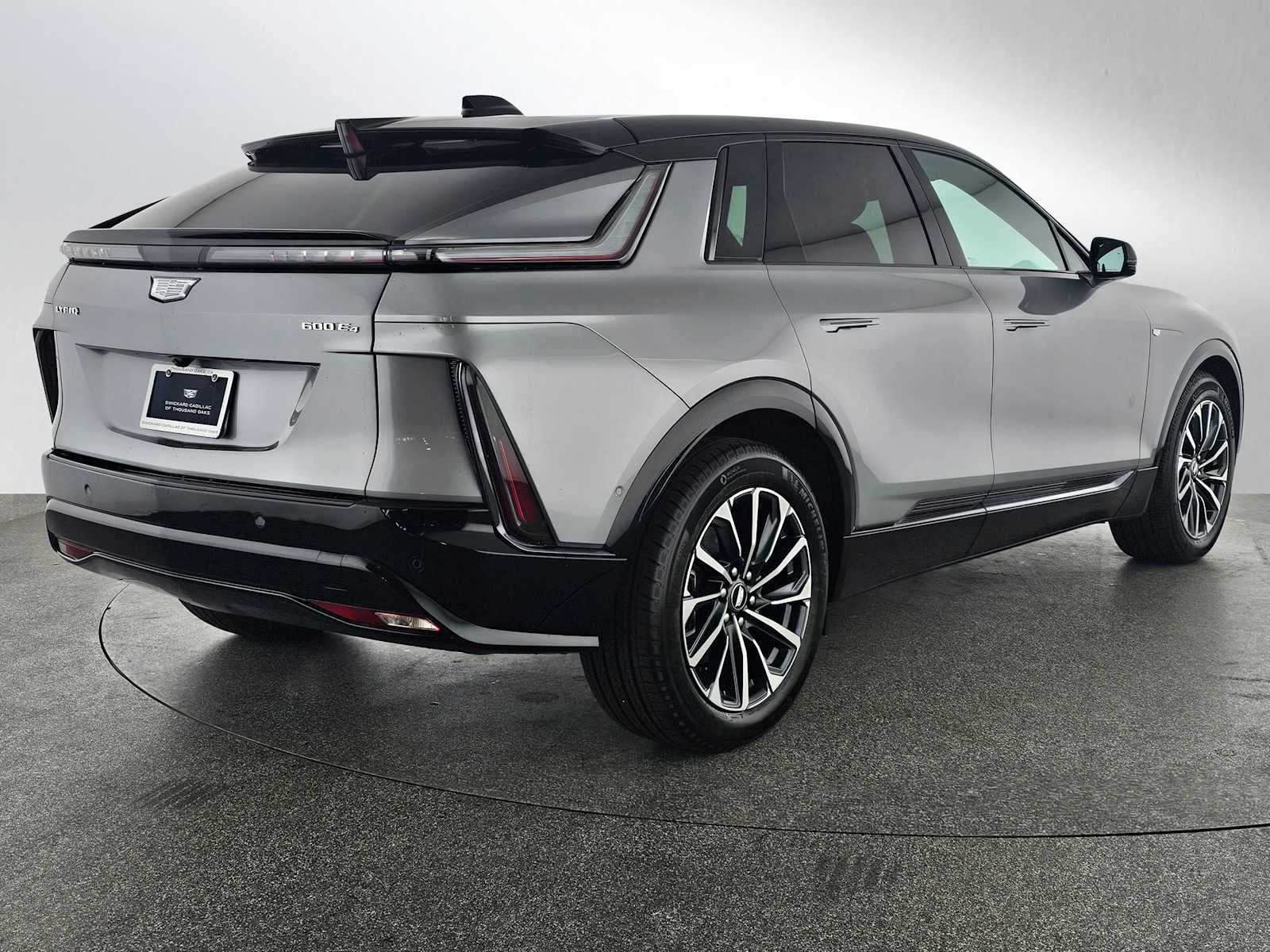 2025 Cadillac LYRIQ Sport