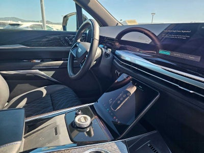 2026 Cadillac ESCALADE IQL Sport