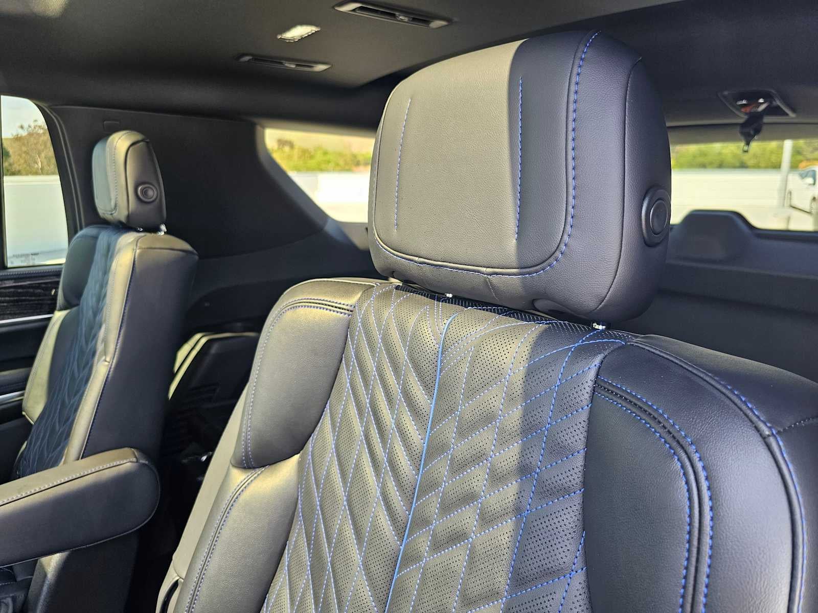 2026 Cadillac ESCALADE IQL Sport