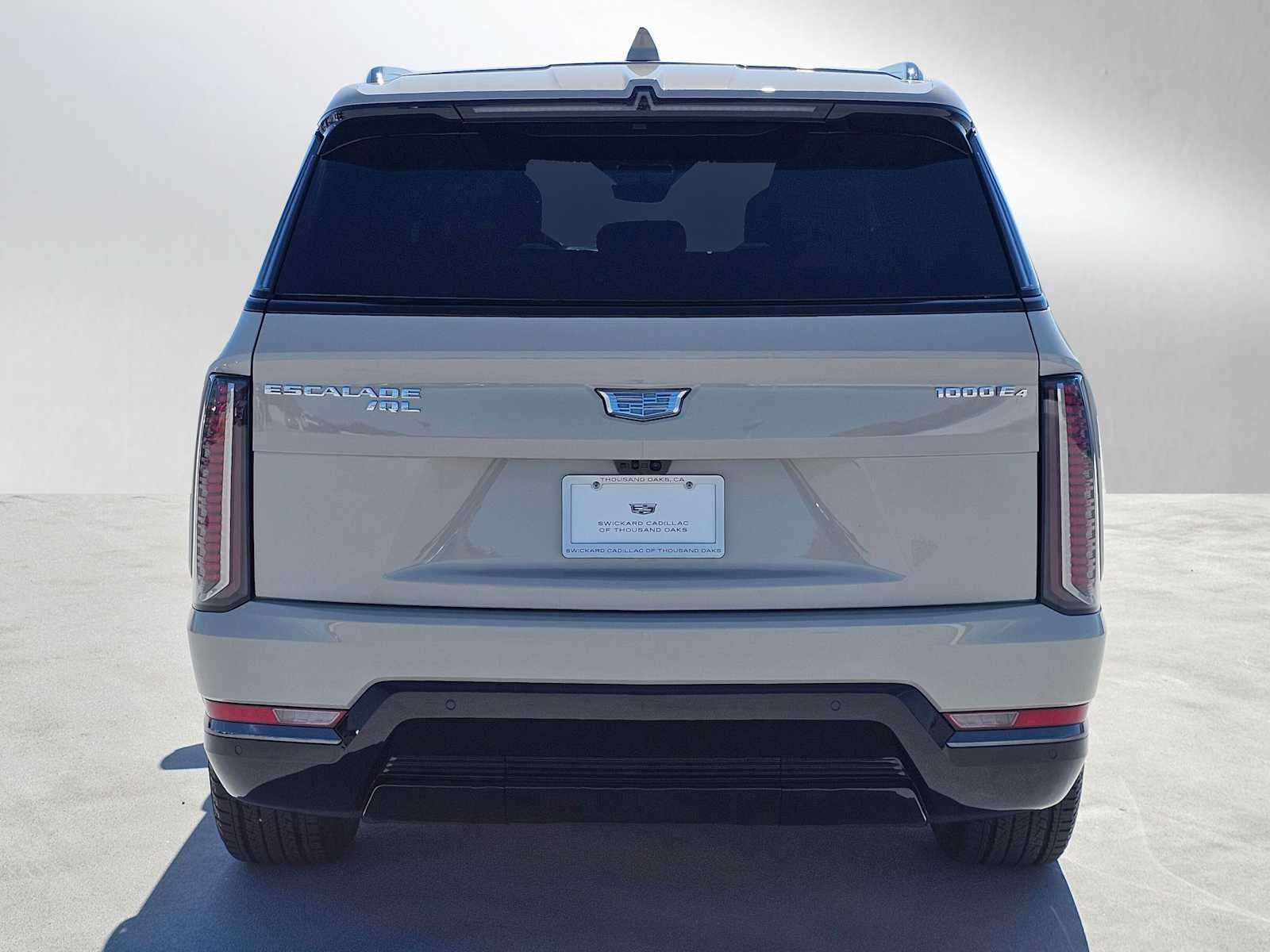 2026 Cadillac ESCALADE IQL Sport
