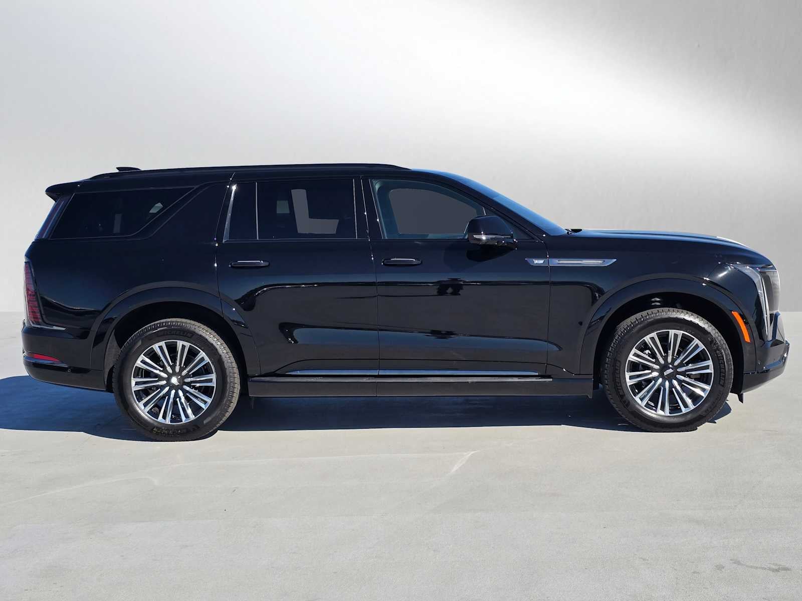 2026 Cadillac ESCALADE IQL Sport