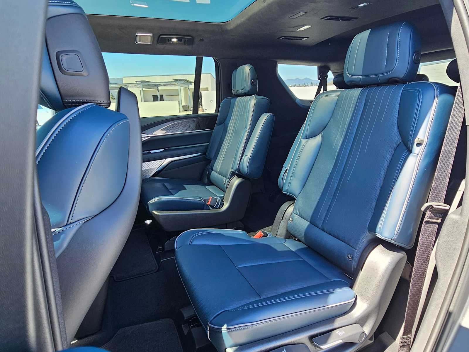 2026 Cadillac ESCALADE IQL Premium Sport