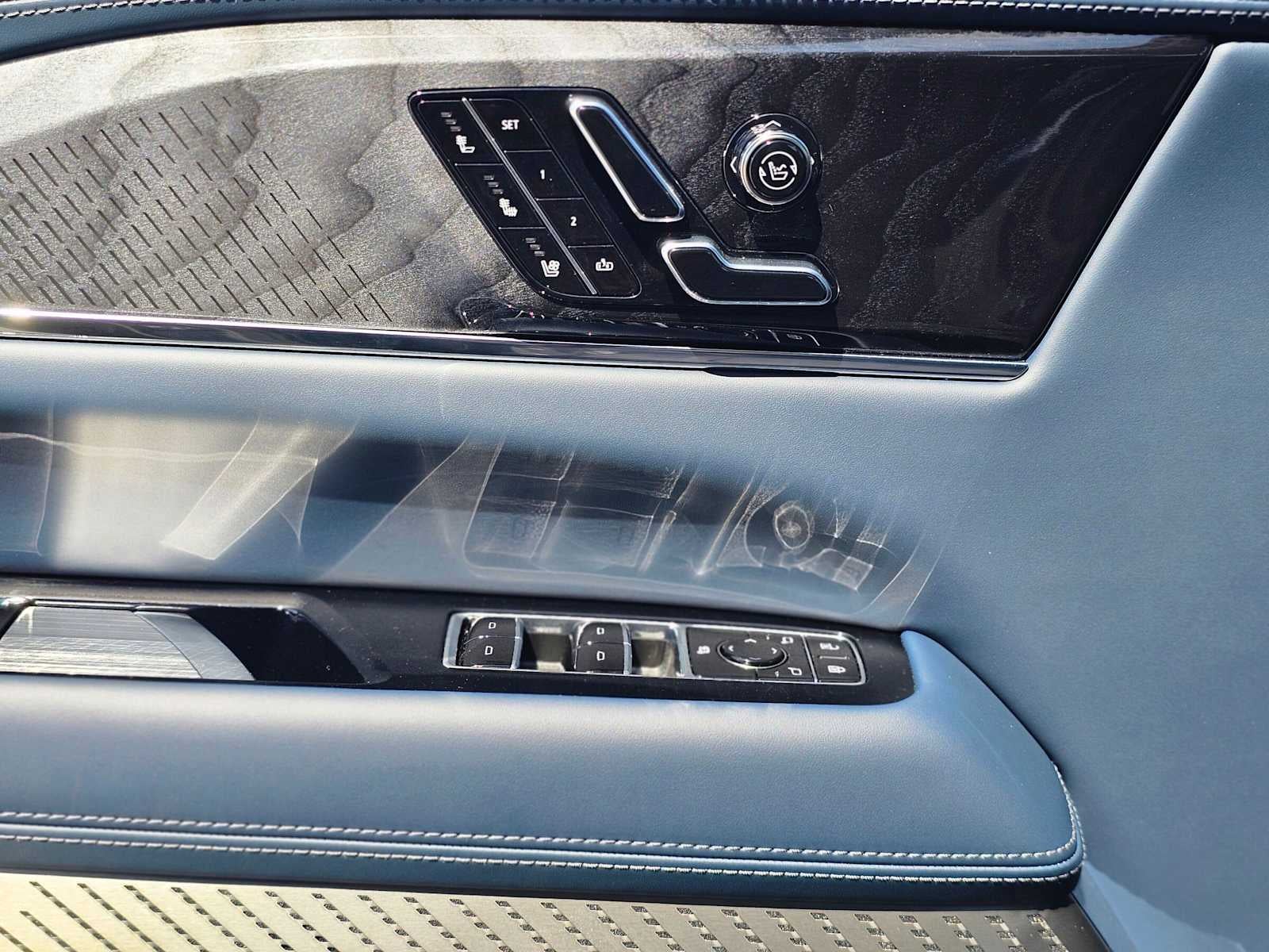 2026 Cadillac ESCALADE IQL Premium Sport