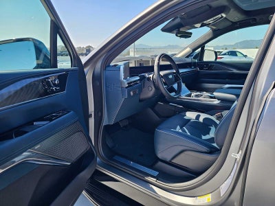 2026 Cadillac ESCALADE IQL Premium Sport