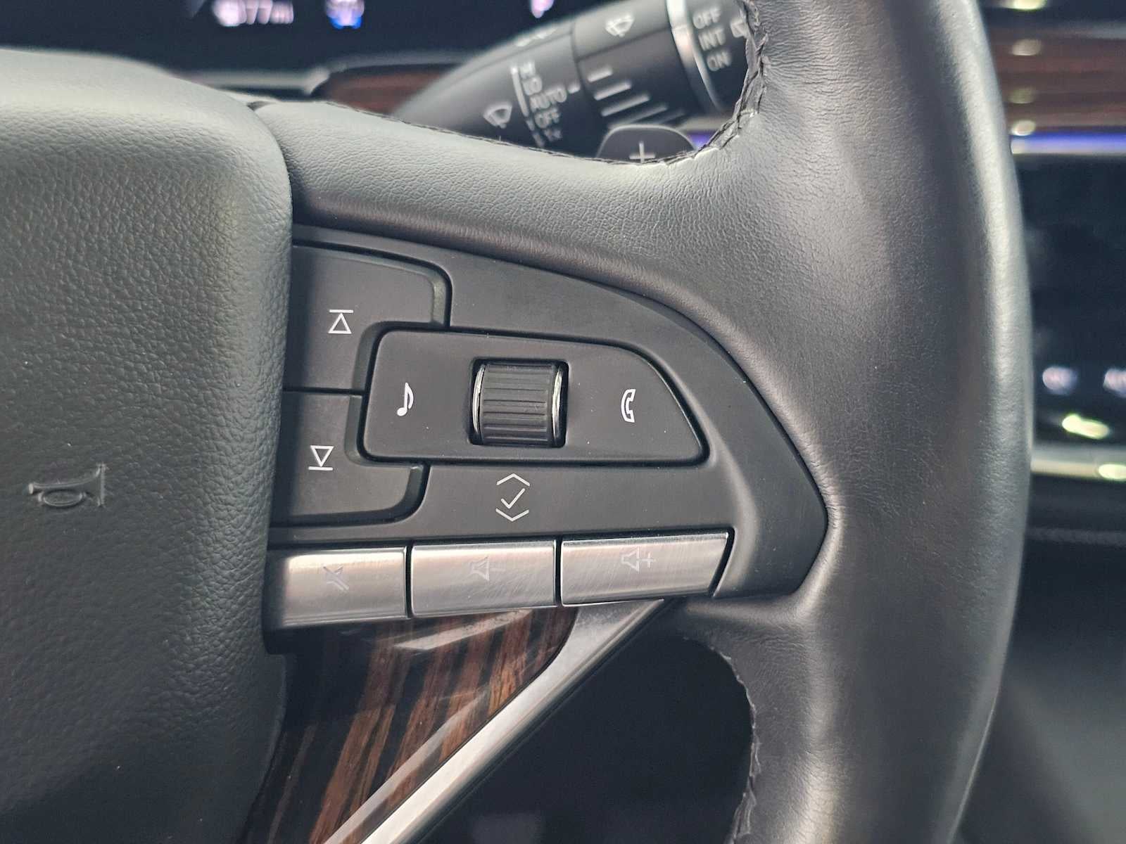 2023 Cadillac Escalade 4WD Premium Luxury