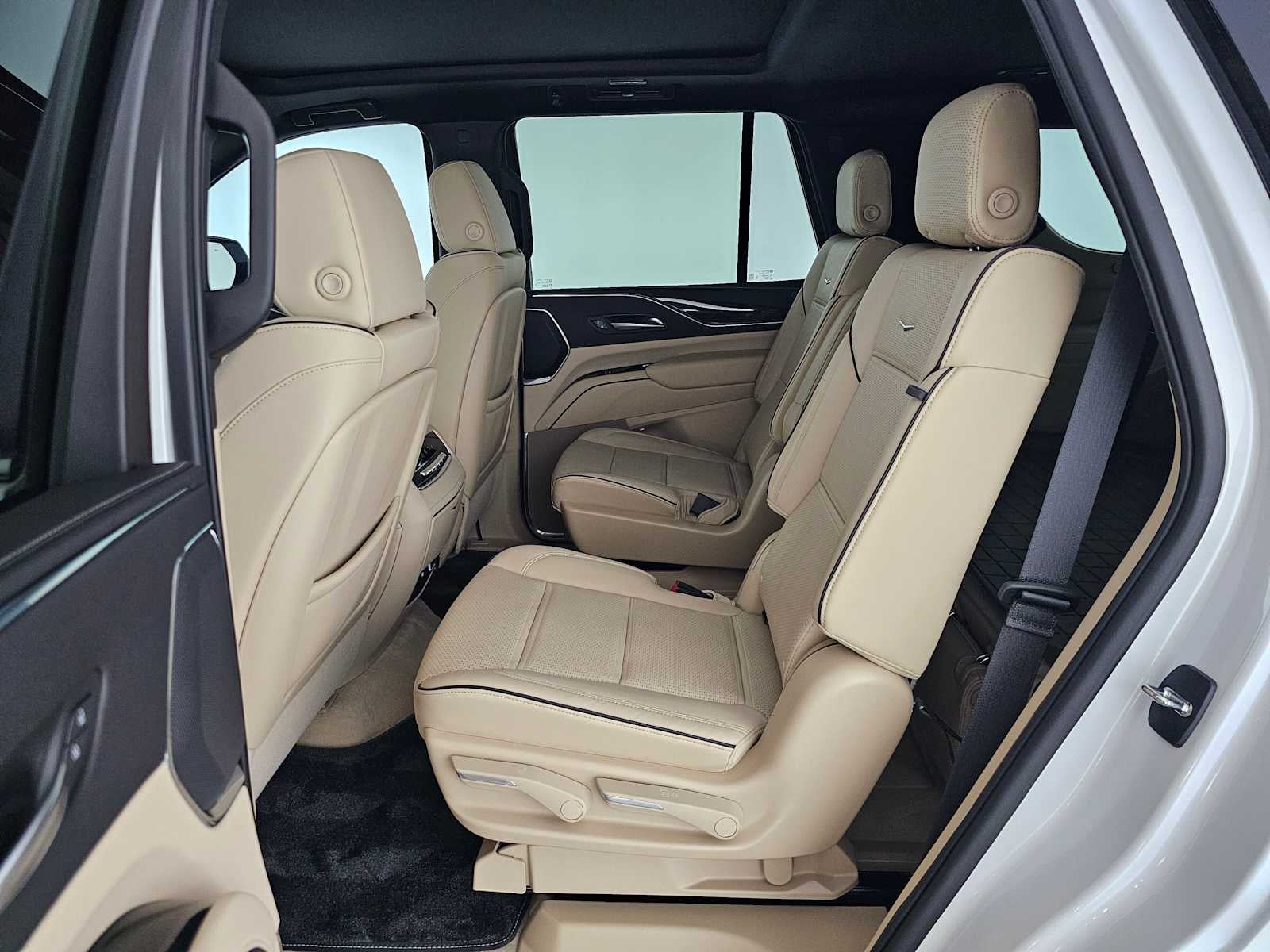 2023 Cadillac Escalade 4WD Premium Luxury