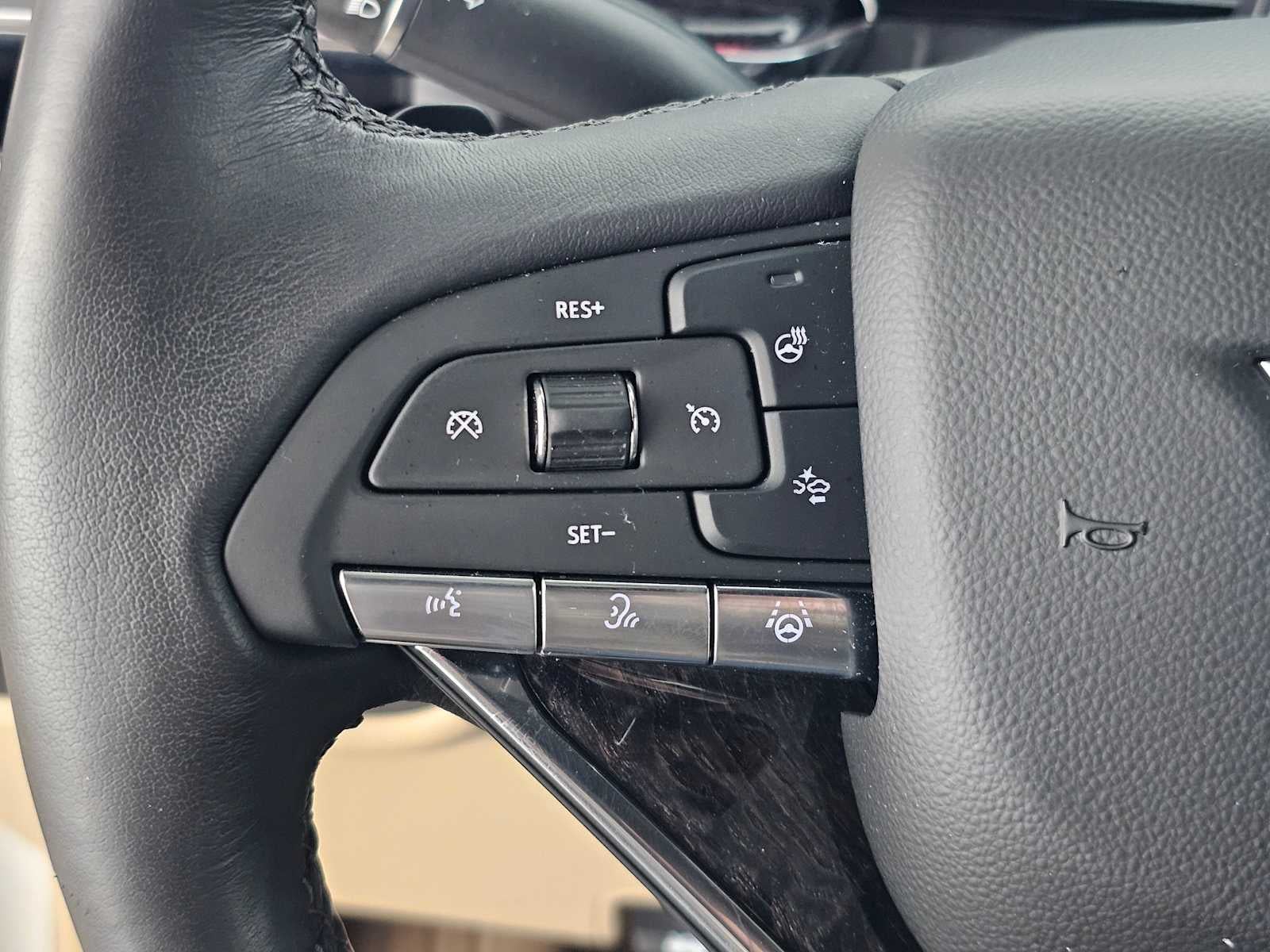 2023 Cadillac Escalade 4WD Premium Luxury