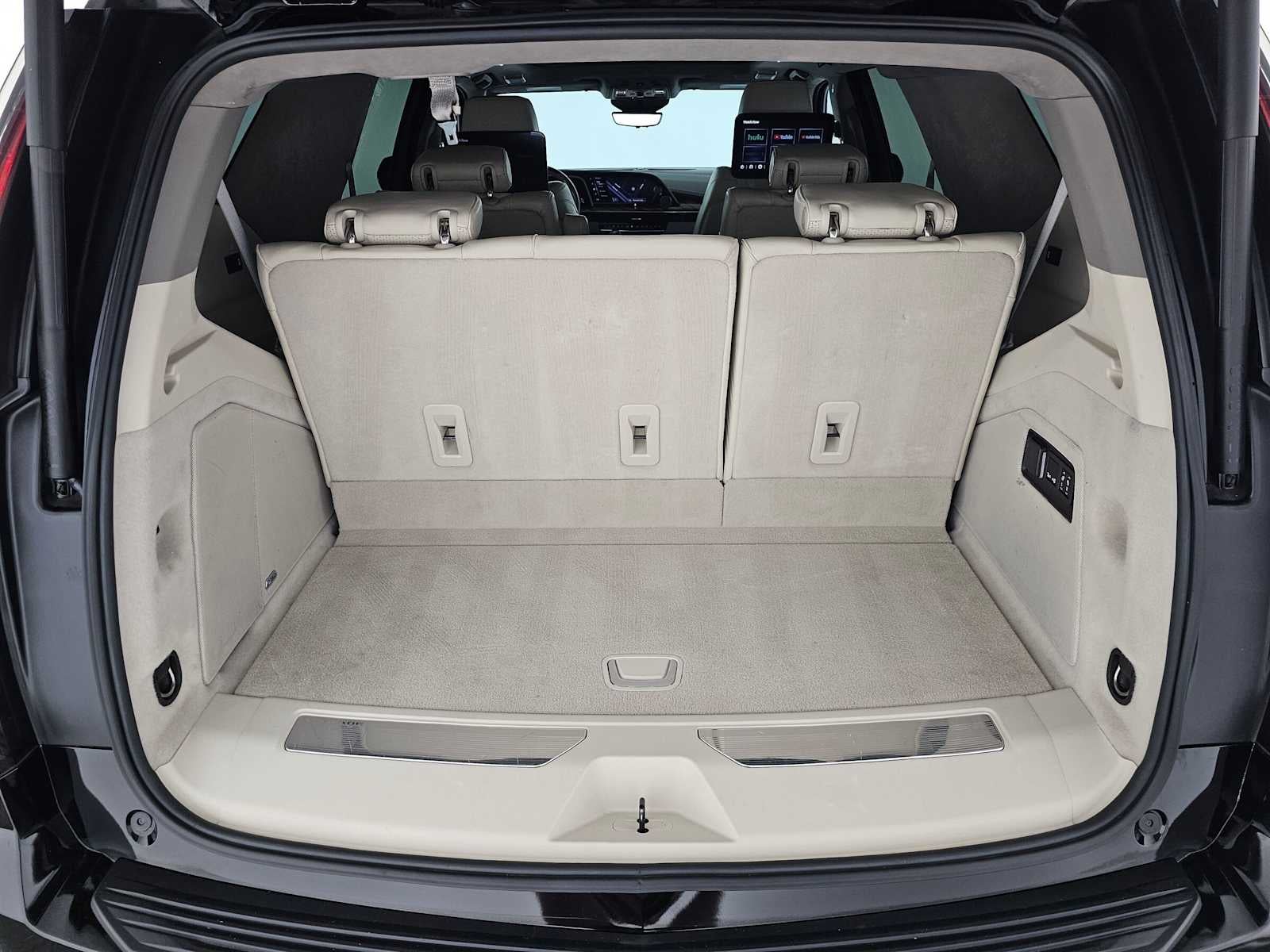 2023 Cadillac Escalade 4WD Sport Platinum