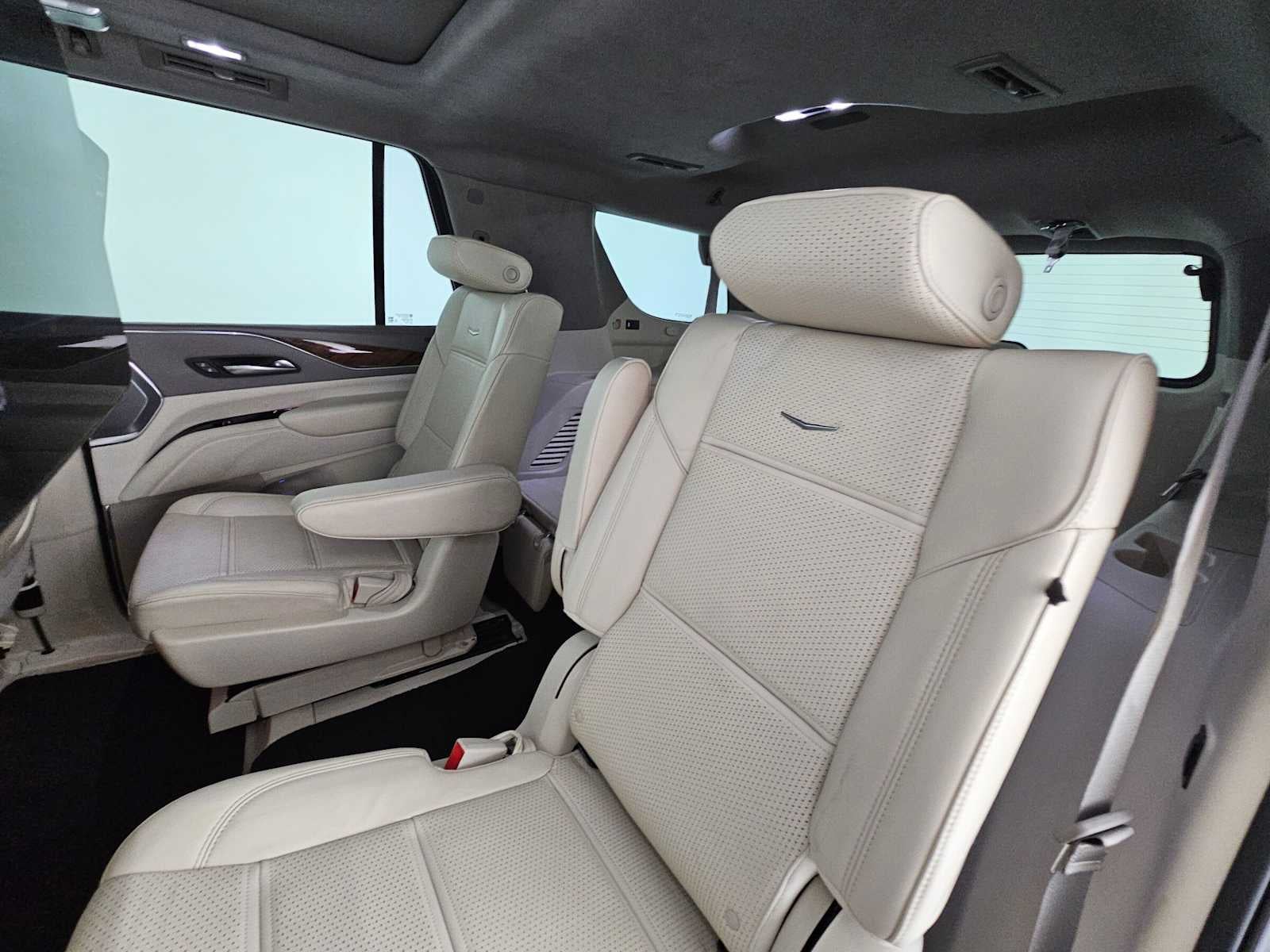2023 Cadillac Escalade 4WD Sport Platinum