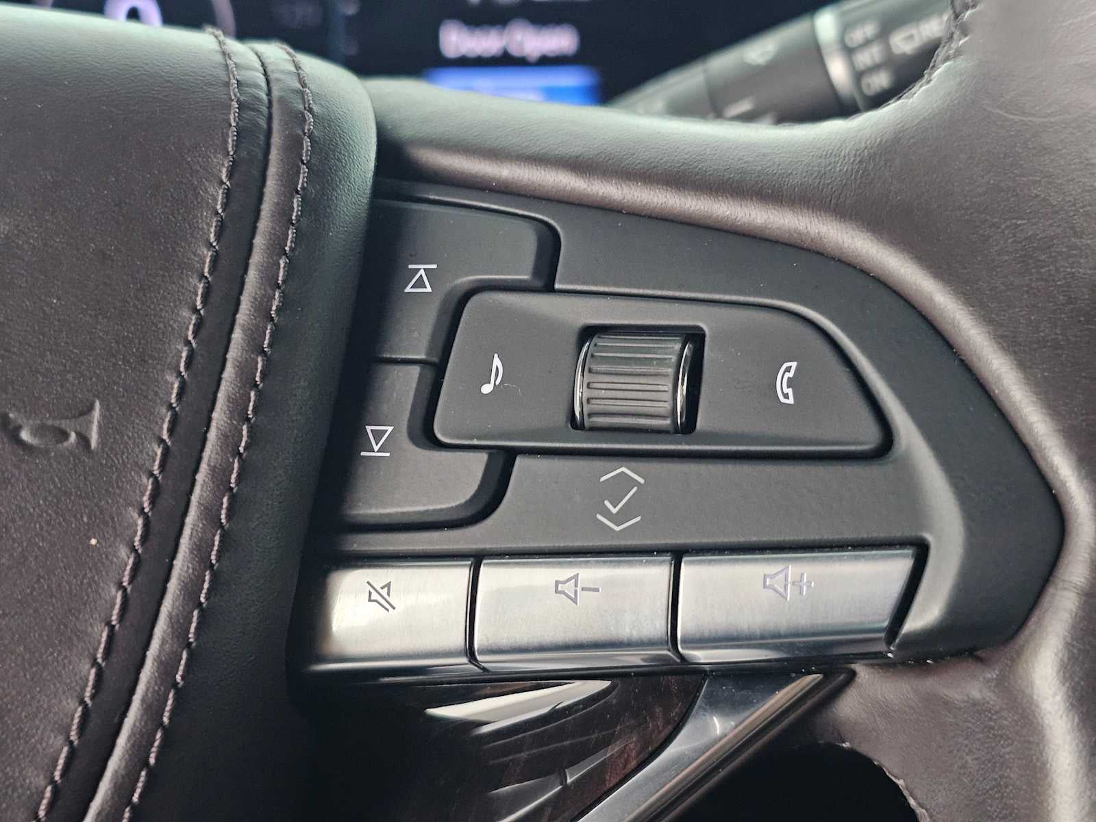2024 Cadillac Escalade 4WD Sport Platinum