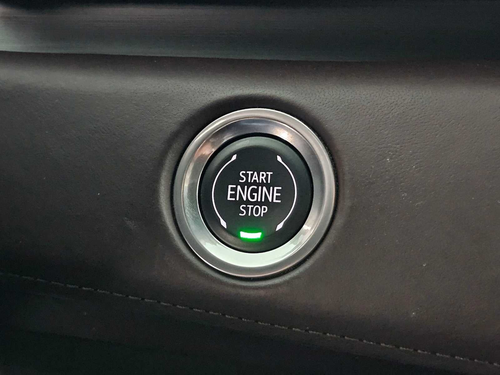 2024 Cadillac Escalade 4WD Sport Platinum
