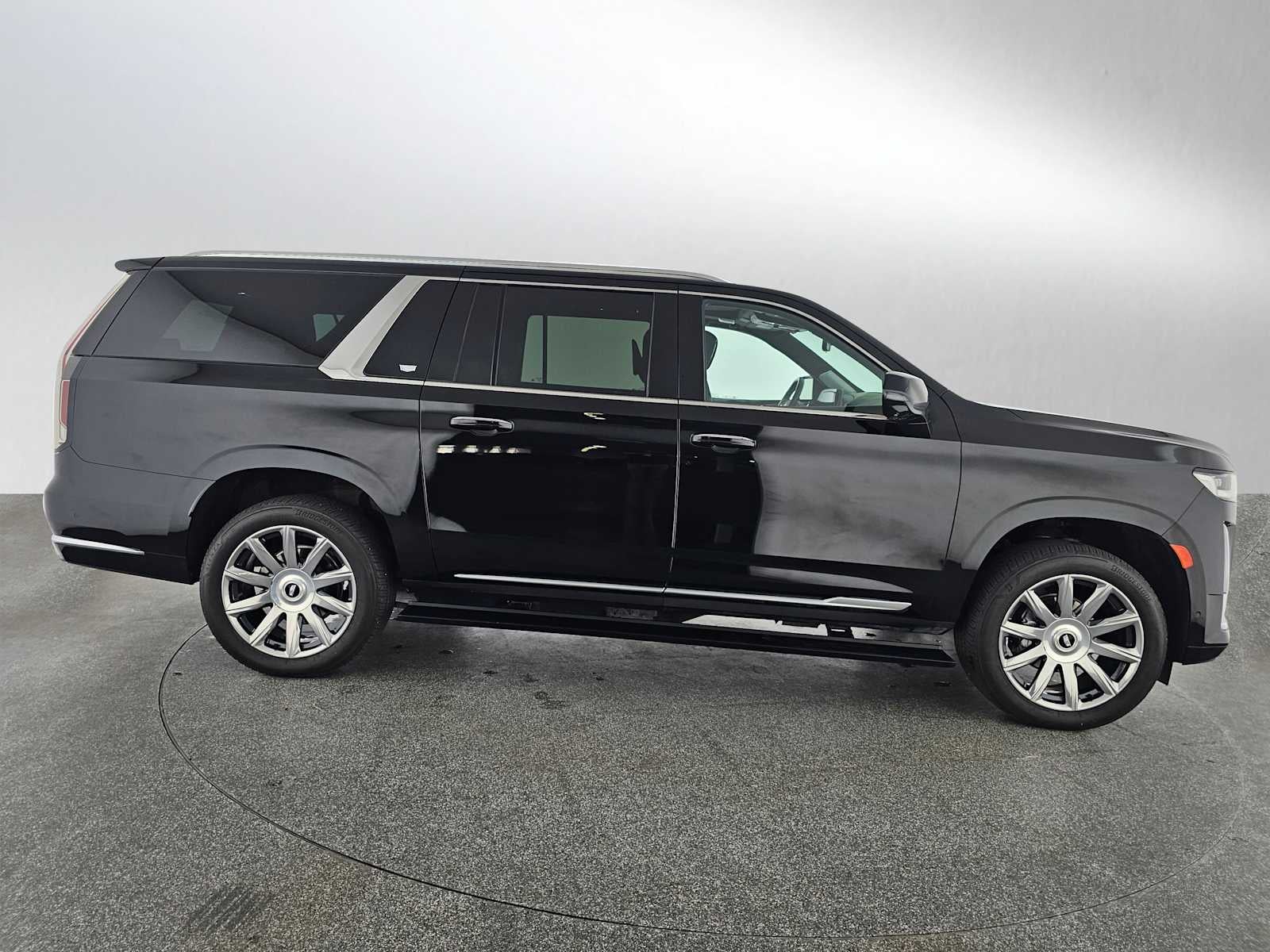 2024 Cadillac Escalade ESV 4WD Premium Luxury Platinum