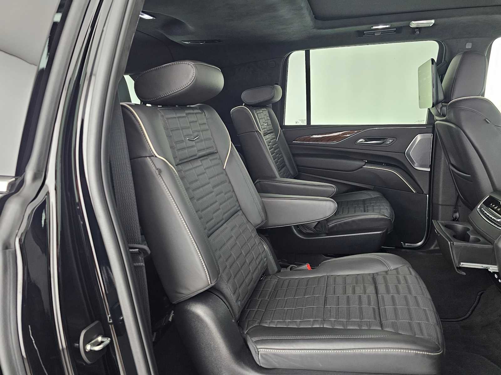 2024 Cadillac Escalade ESV 4WD Premium Luxury Platinum