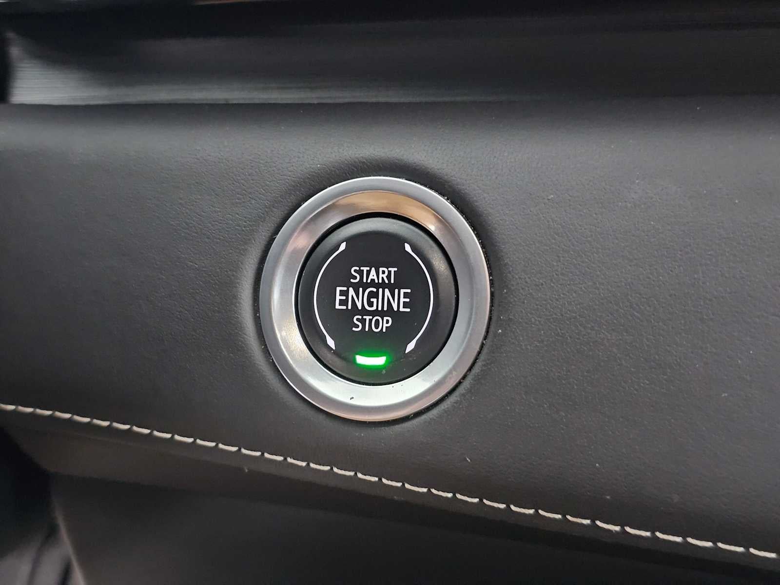 2024 Cadillac Escalade ESV 4WD Premium Luxury Platinum