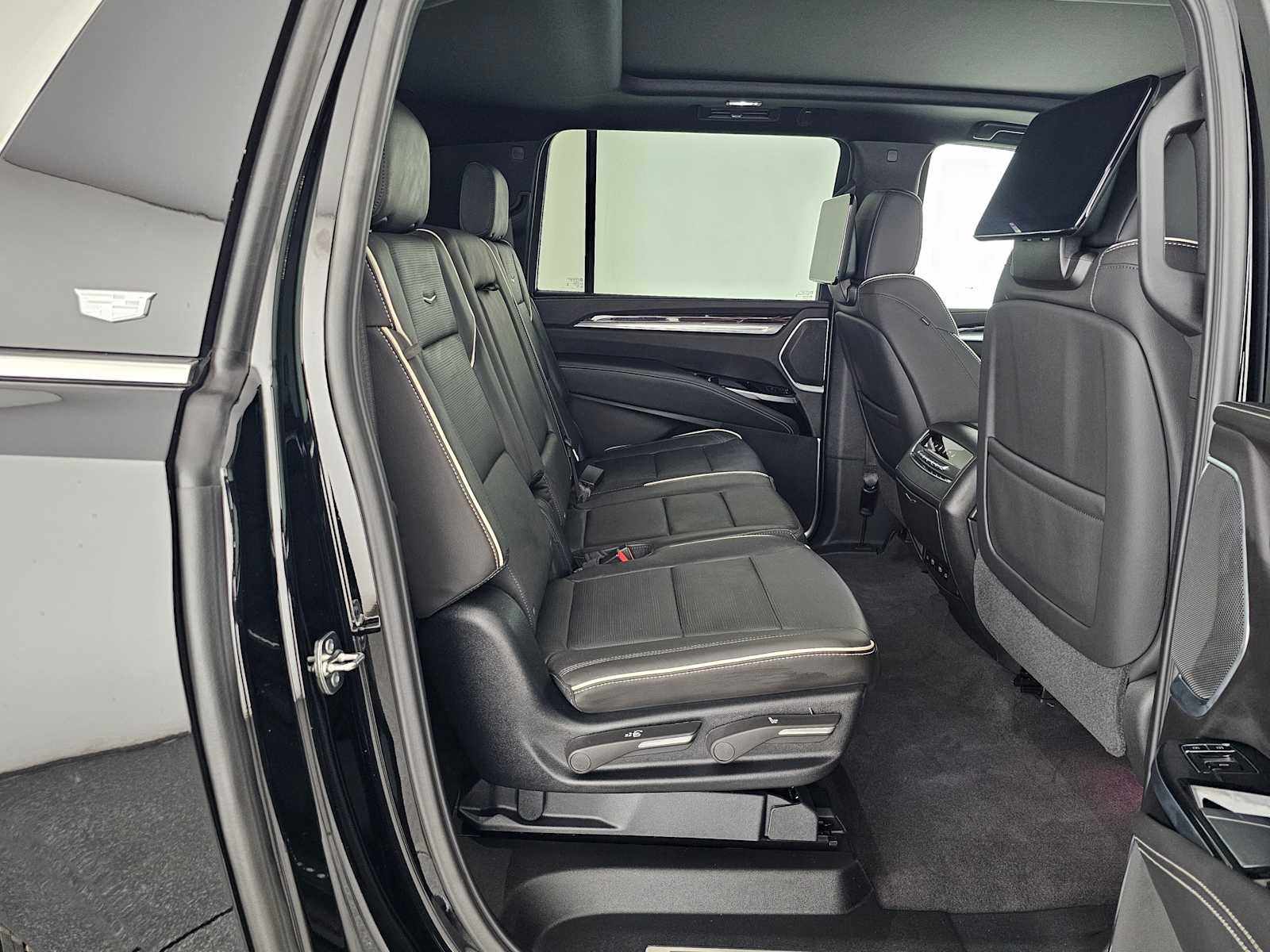 2026 Cadillac Escalade ESV RWD Luxury