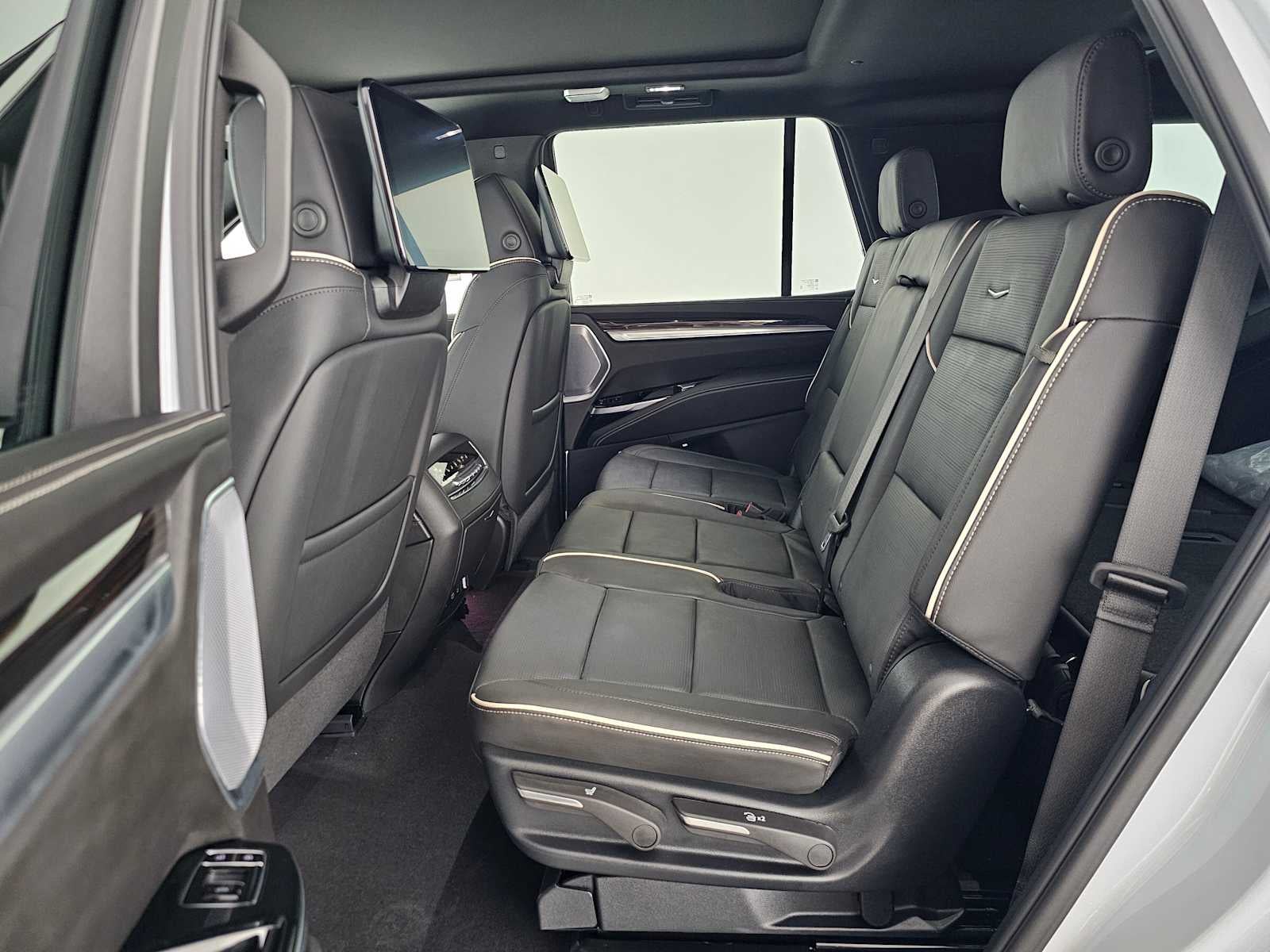 2026 Cadillac Escalade 4WD Luxury