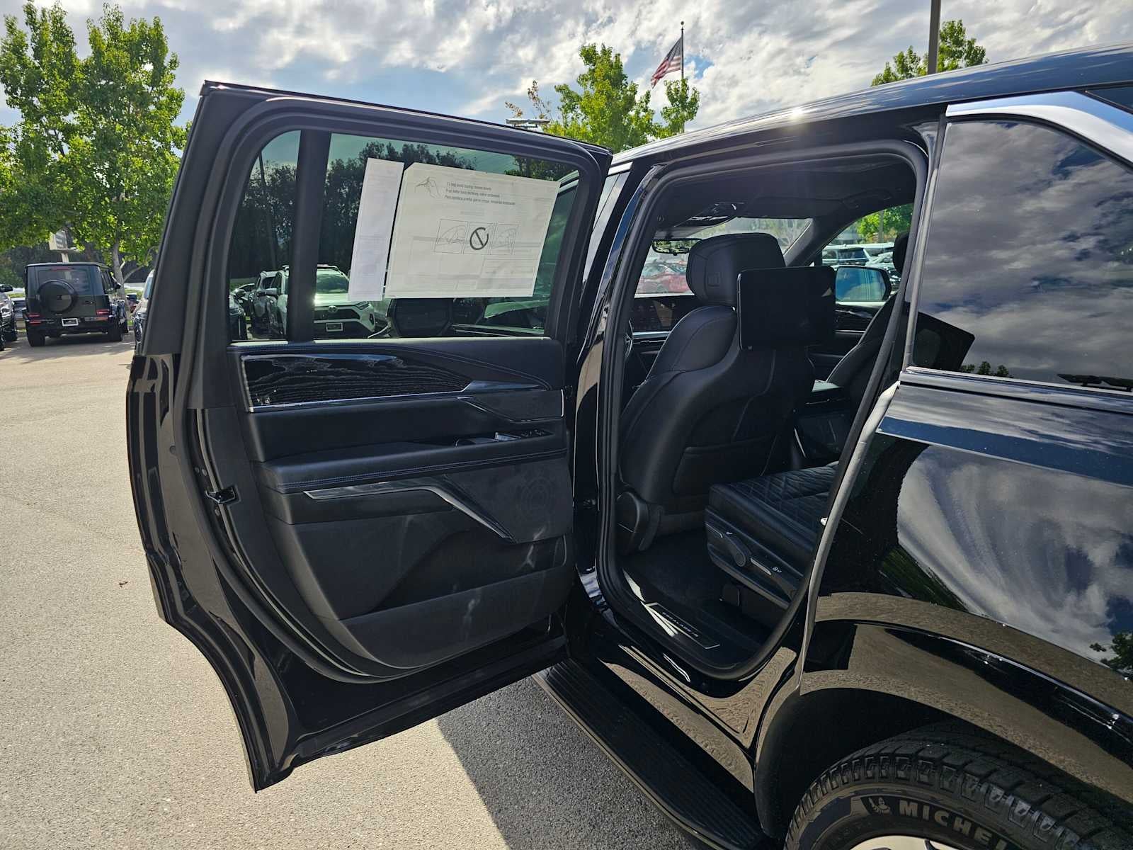 2026 Cadillac ESCALADE IQ Luxury