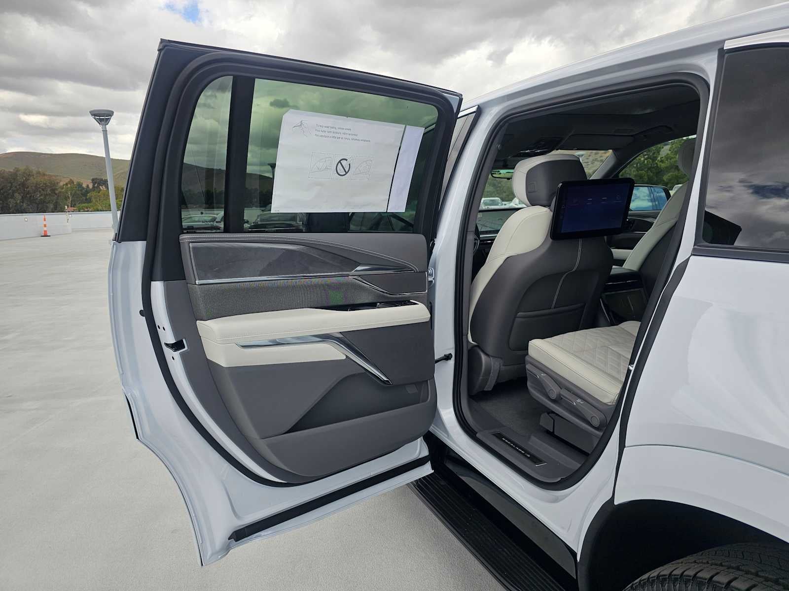 2026 Cadillac ESCALADE IQ Luxury