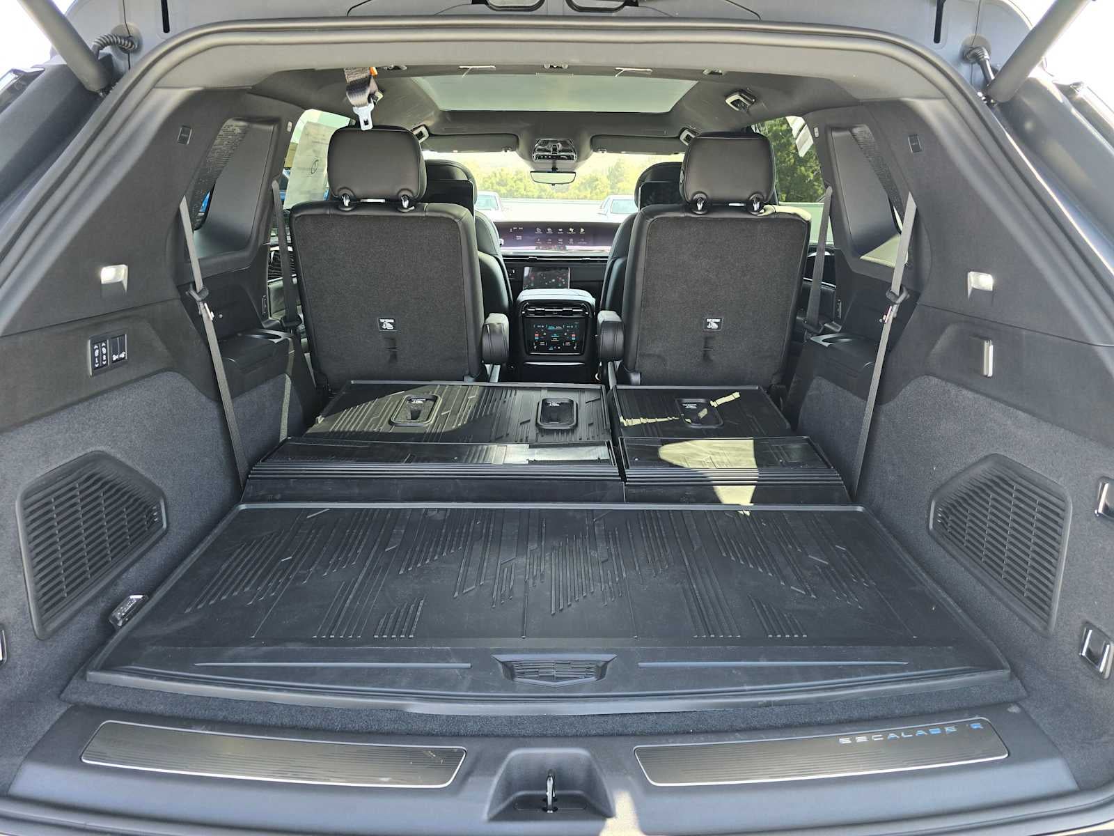 2026 Cadillac ESCALADE IQ Luxury