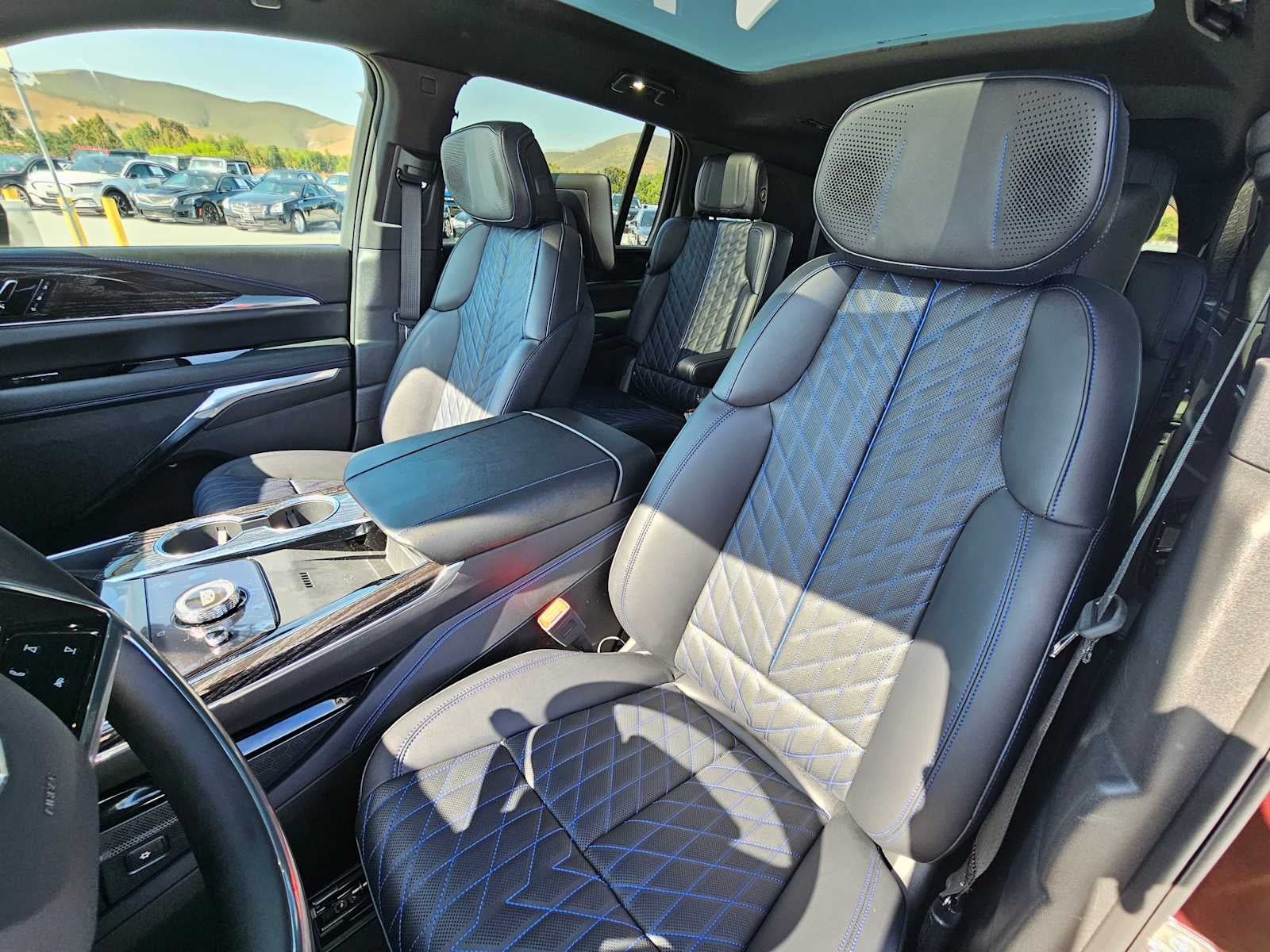 2026 Cadillac ESCALADE IQ Sport