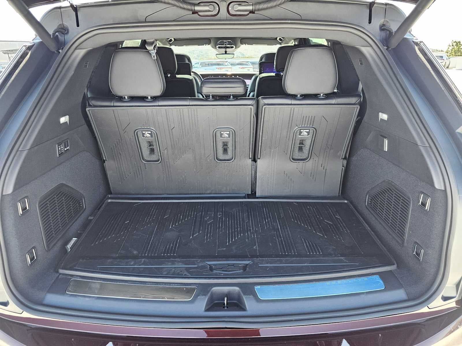 2026 Cadillac ESCALADE IQ Sport