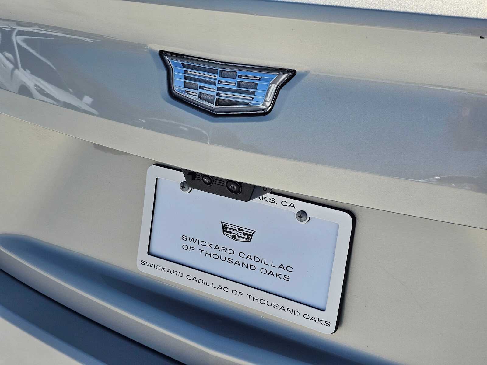 2025 Cadillac ESCALADE IQ Sport 2