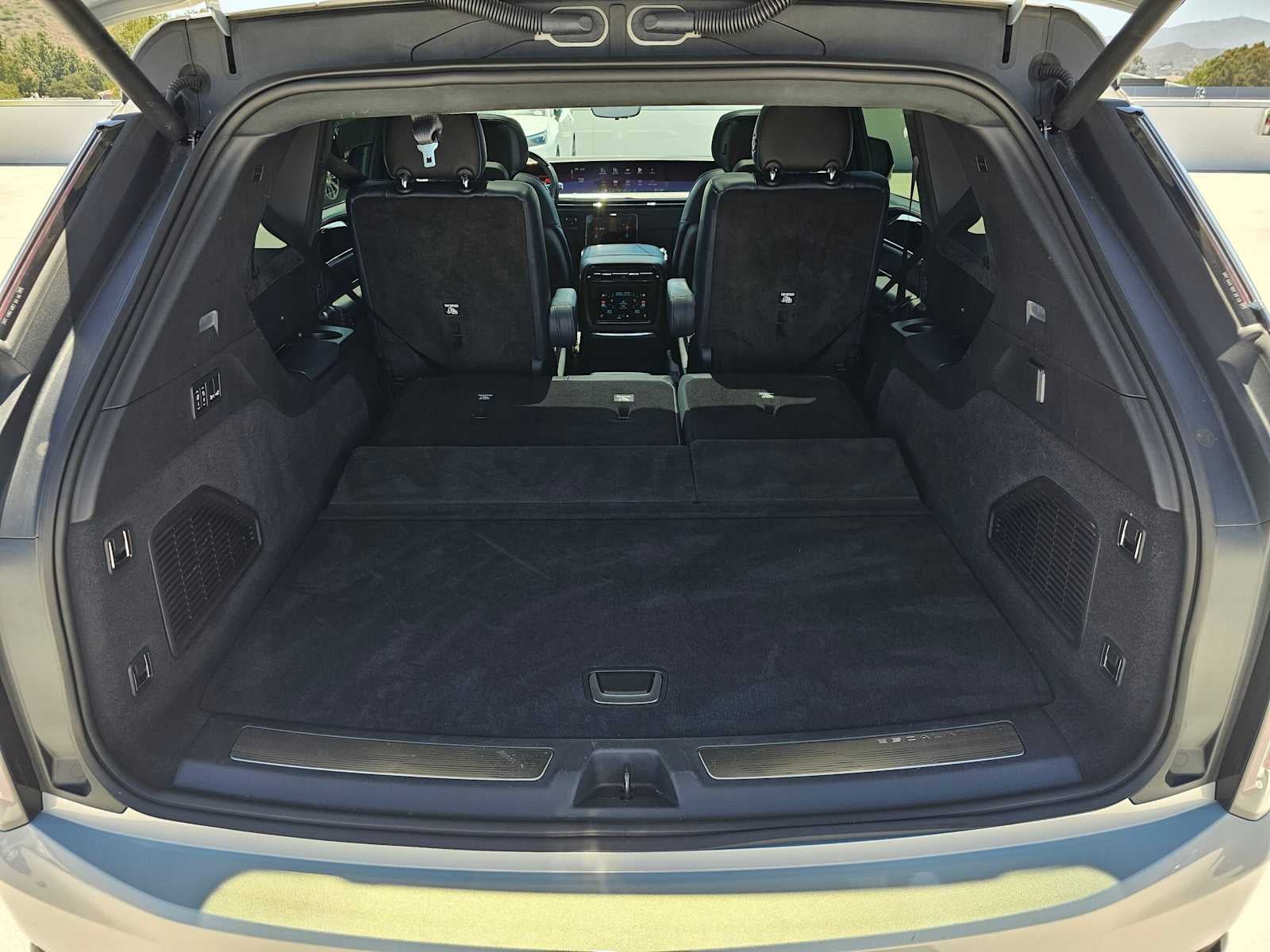2025 Cadillac ESCALADE IQ Sport 2
