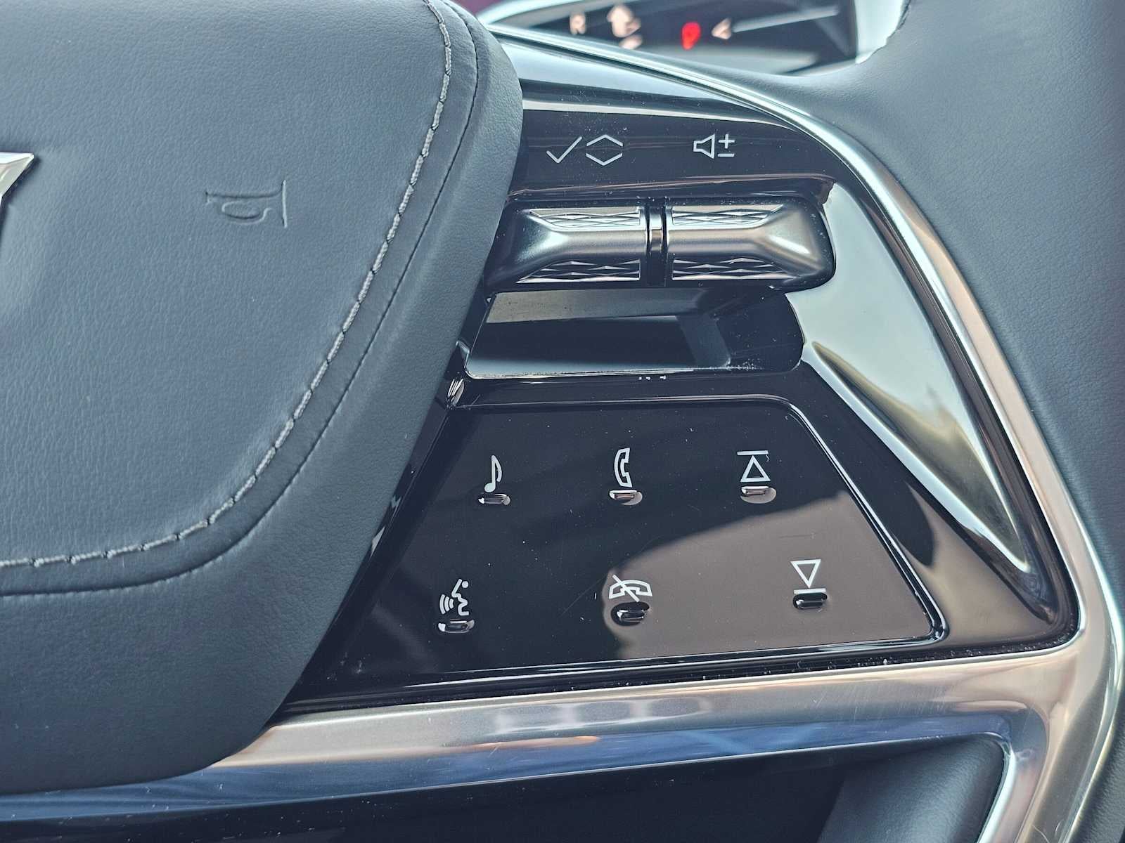 2025 Cadillac ESCALADE IQ Sport 2