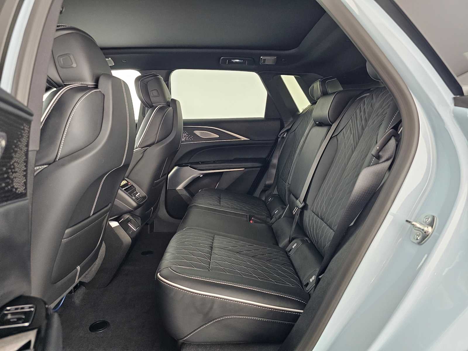2026 Cadillac LYRIQ LYRIQ-V Premium