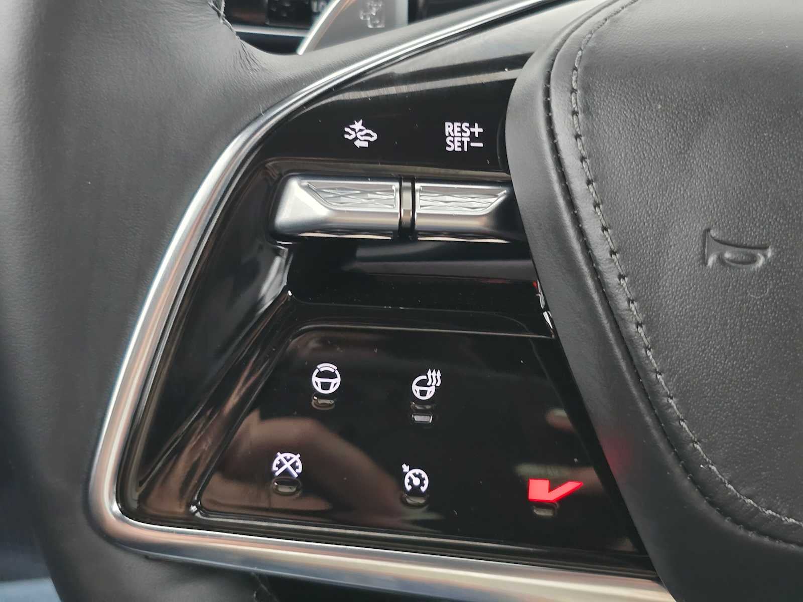 2026 Cadillac LYRIQ LYRIQ-V Premium