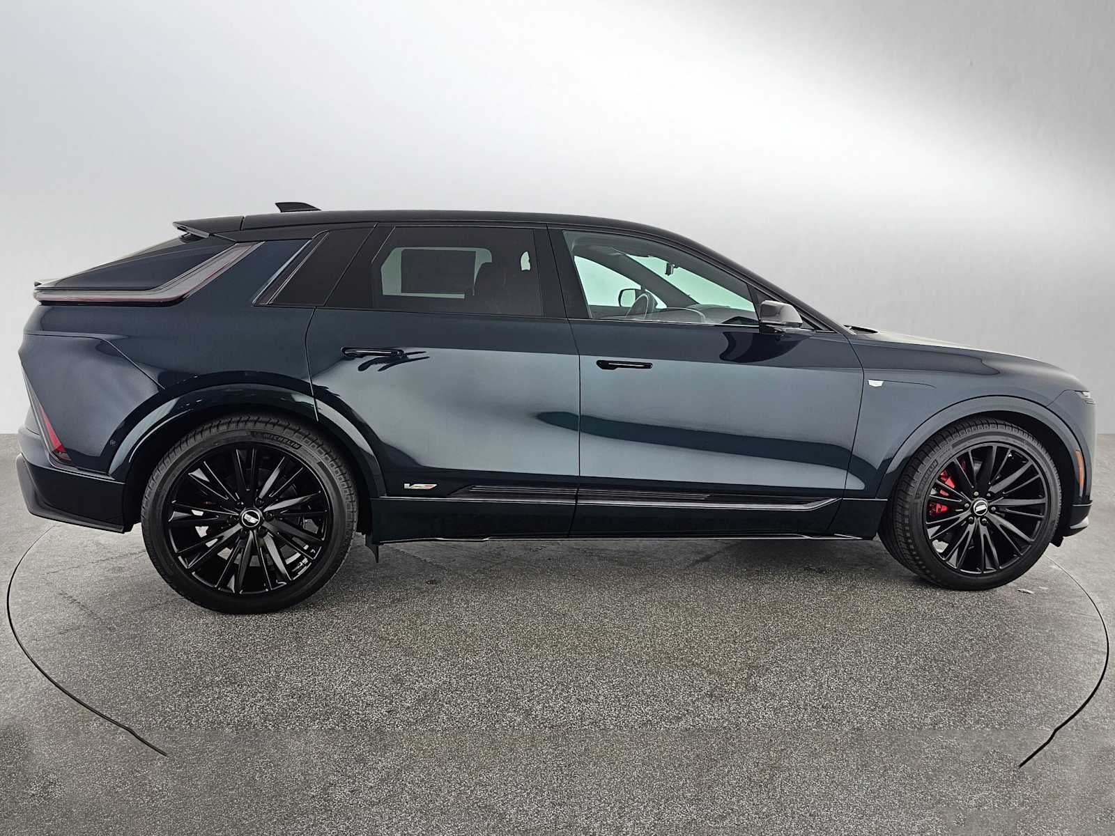 2026 Cadillac LYRIQ LYRIQ-V Premium