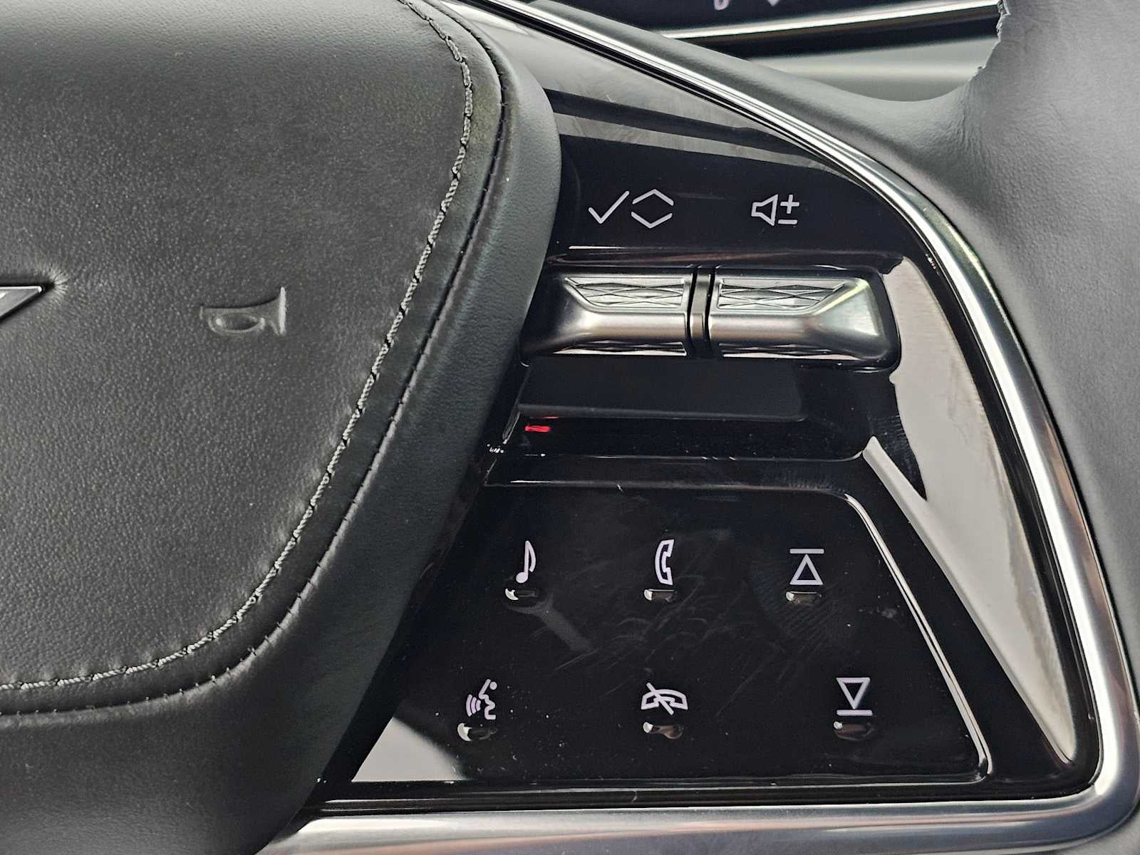 2026 Cadillac LYRIQ LYRIQ-V Premium