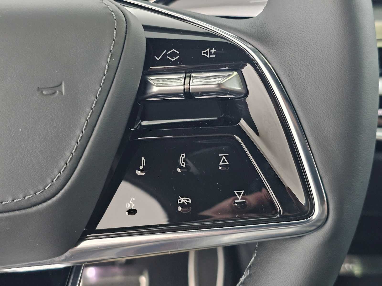 2026 Cadillac LYRIQ LYRIQ-V Premium