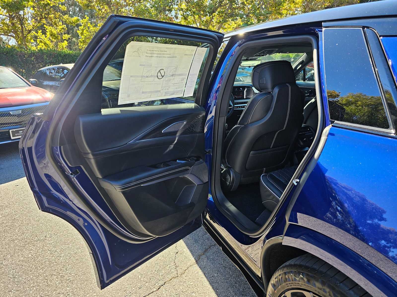 2026 Cadillac LYRIQ LYRIQ-V Premium