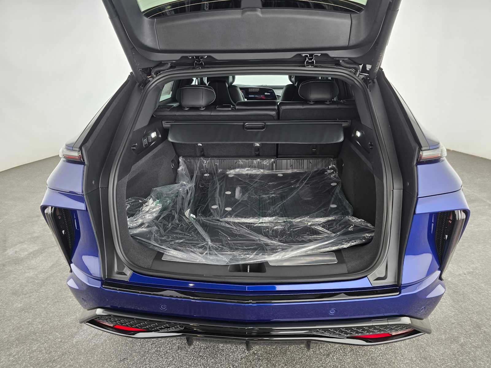 2026 Cadillac LYRIQ LYRIQ-V