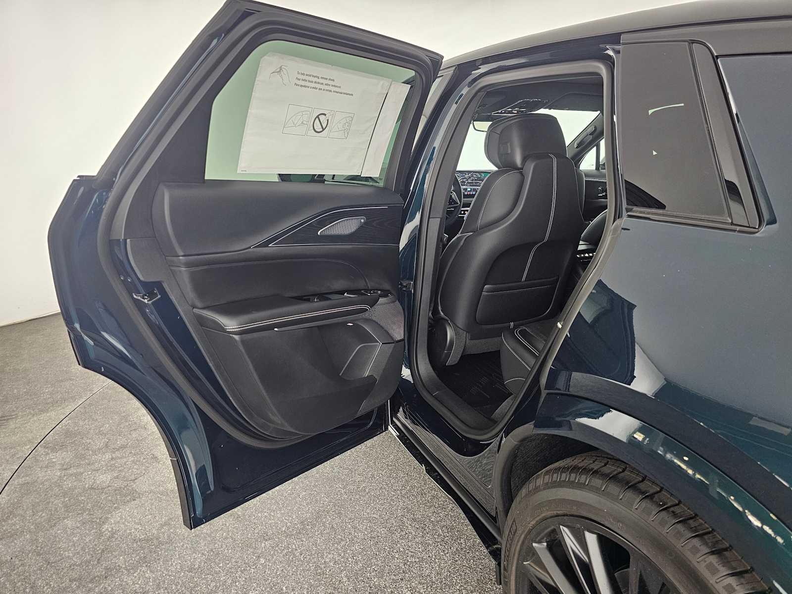 2026 Cadillac LYRIQ LYRIQ-V