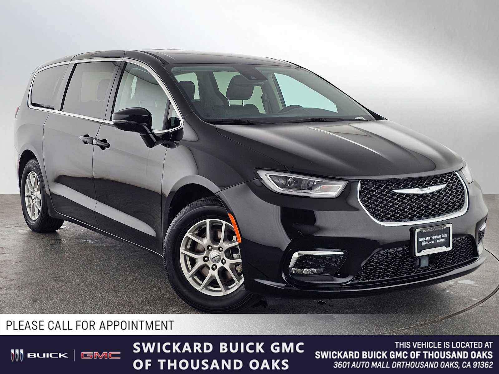 2024 Chrysler Pacifica Touring L