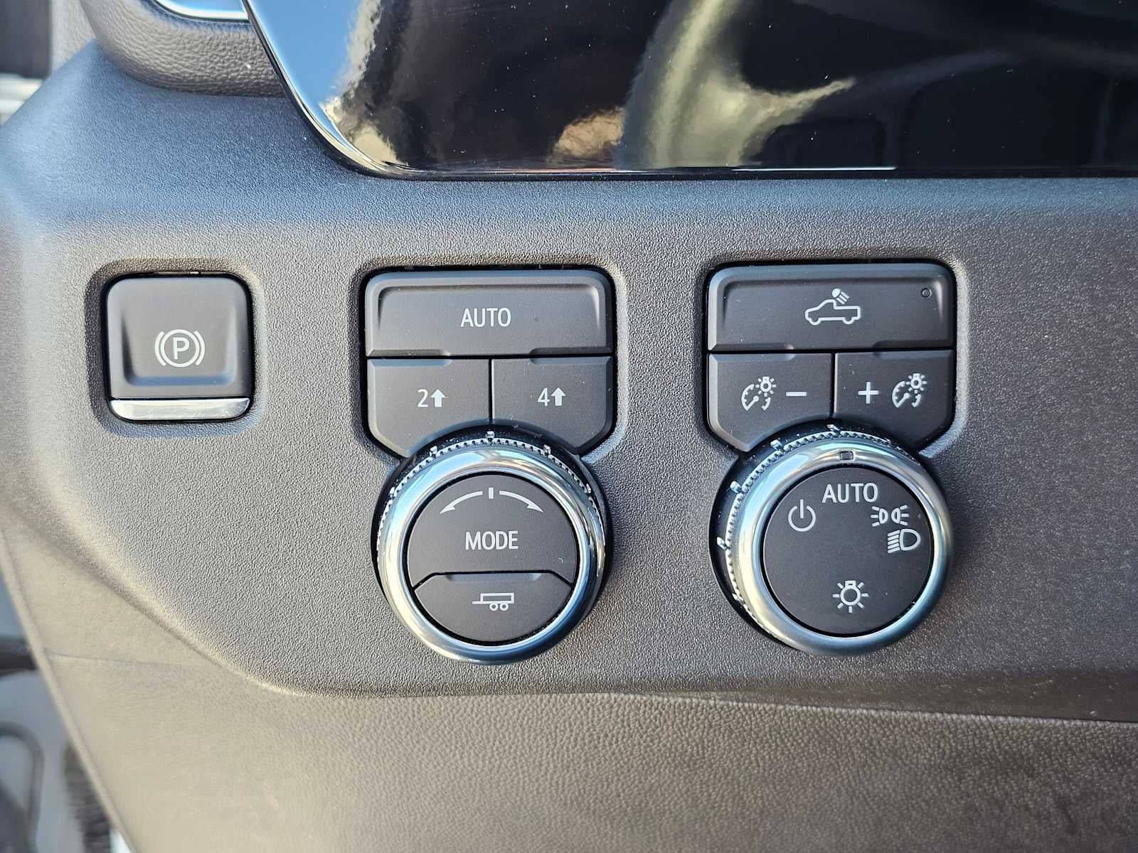 2025 GMC Sierra 1500 SLE