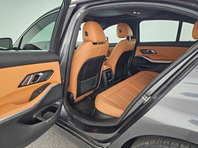 2022 BMW 330e xDrive 330e xDrive