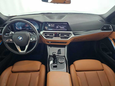2022 BMW 330e xDrive 330e xDrive