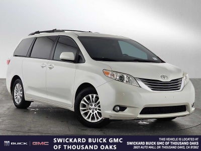2017 Toyota Sienna XLE Premium