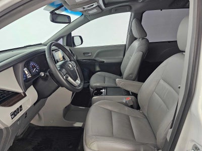 2017 Toyota Sienna XLE Premium